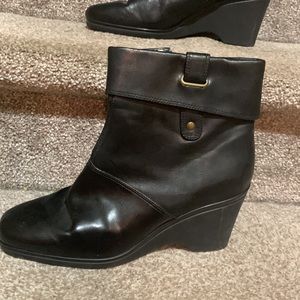 Easy Spirit Black leather boots